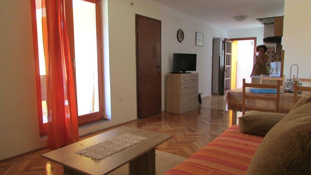 Apartmani Petunia Fažana Eksteriør billede
