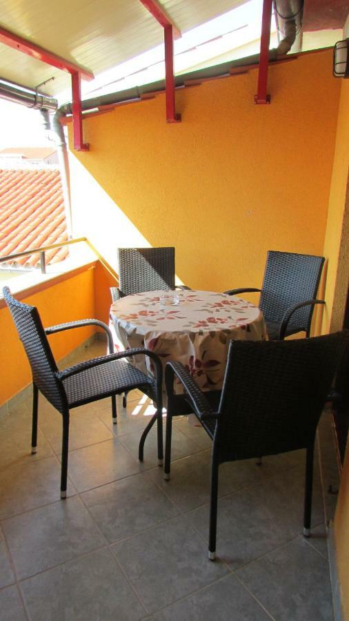 Apartmani Petunia Fažana Eksteriør billede